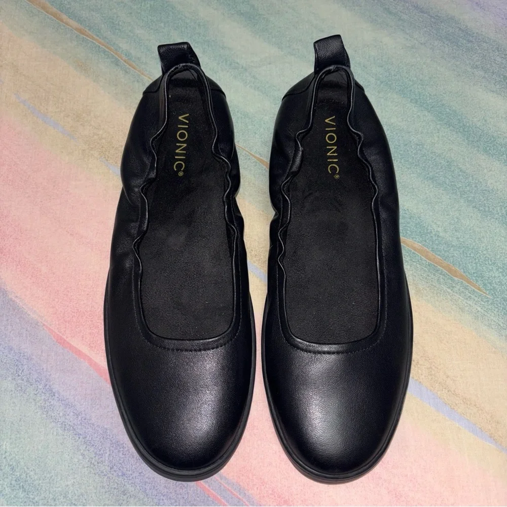 VIONIC Uptown Ballet Slip On Flats Women's Size 9.5